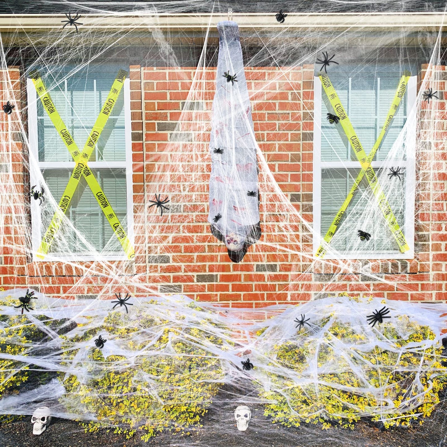 1400 Sqft Halloween Spider Web with 150 Fake Spiders